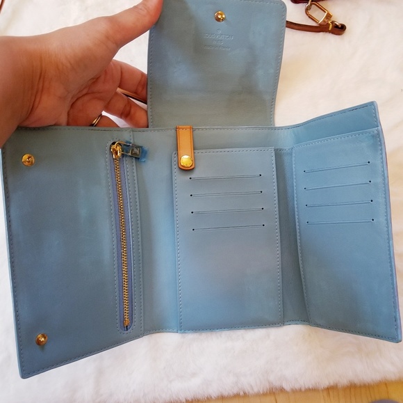 💜 SOLD ♥️ Auth Louis Vuitton Walker Vernis - Picture 4 of 8